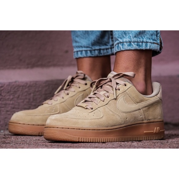Nike Mushroom Air Force 1 LV8 Sneakers - Picture 8 of 8